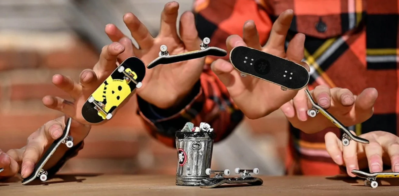 Alles over Fingerboarden – De Mini Skateboards voor Maximale Fun