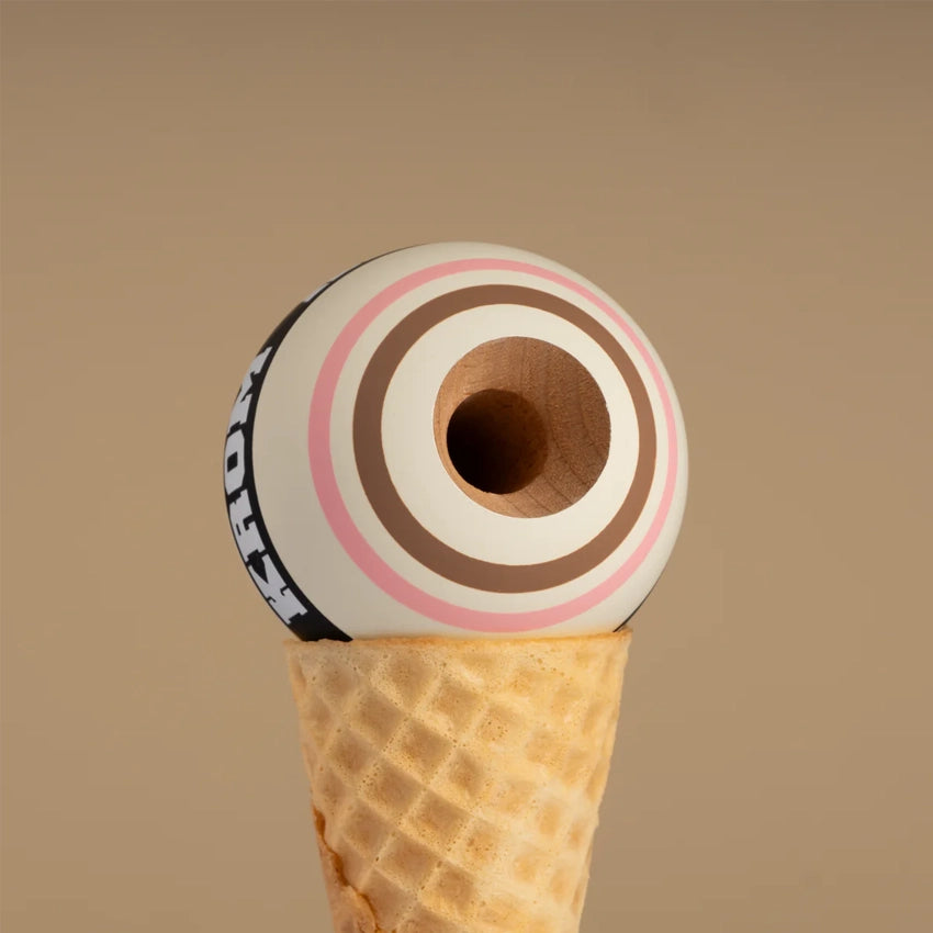 Strogo Neapolitan Kendama